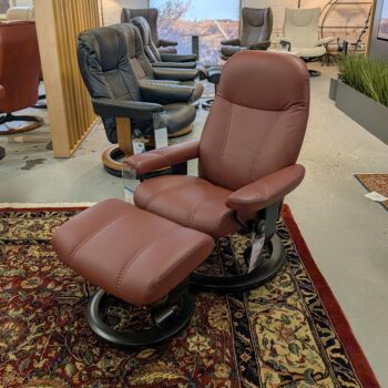 Consul Medium Chair & Ottoman