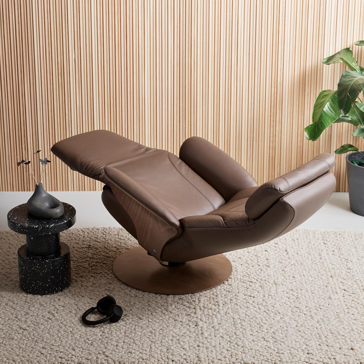 Adam Recliner